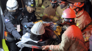 奉化鉱山で生き埋め鉱夫たち、10日目に奇跡的な生還 2022年11月5日